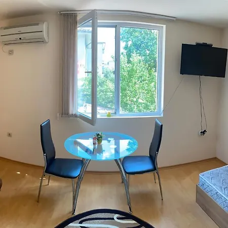за гости маринови Guest house Provadiya