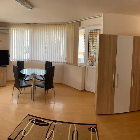 Guest house за гости маринови